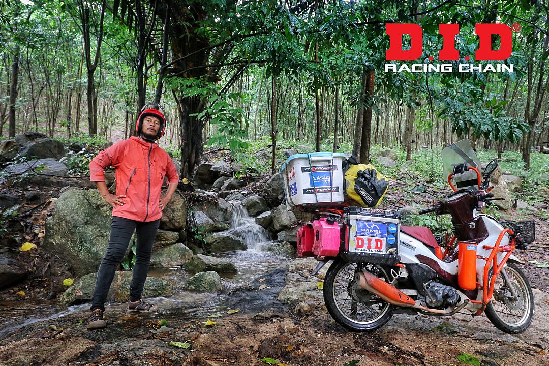 ขี่เวฟลุยเดี่ยว 3 ดอย 3 จังหวัด ฝ่าทางโหด ลากเต็นท์ขึ้นเขา ลั่นเตรียมลุย "เขากระโจม" รอบล้าง