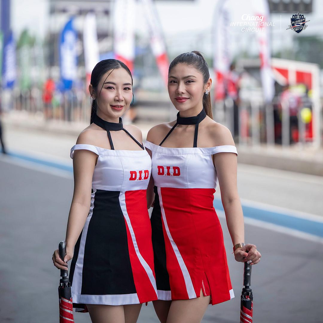 พิตวอล์คสุดฮอต! NEXZTER BRIC Superbike 2026 สนาม 3 เติมดีกรีความร้อนแรง พริตตี้-เรซควีนจัดเต็ม แฟนความเร็วชมฟรี