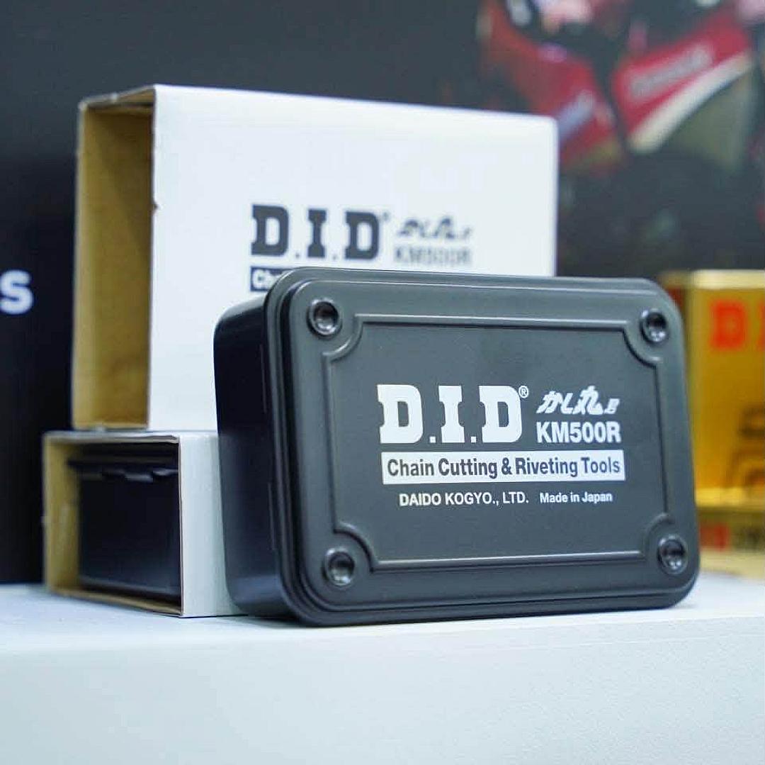เจาะลึกเบื้องหลัง Paddock! D.I.D KM500 เครื่องมือสำคัญทีม Mechanic ใช้เซ็ตอัพโซ่ก่อนลงสนาม MotoGP